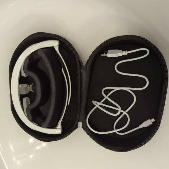 ReTimer Light Therapy Glasses - Picture 5 of 7